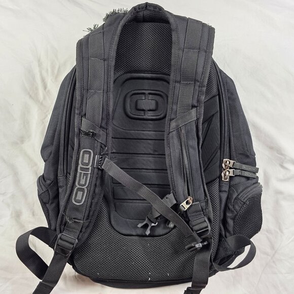 Ogio Stratagem Black Backpack Travel School Casual Outdoors Camping Work Wear - Picture 2 of 16